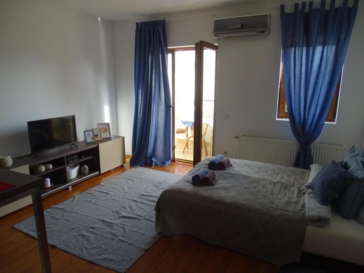 Blue Apartment เบลเกรด ภายนอก รูปภาพ