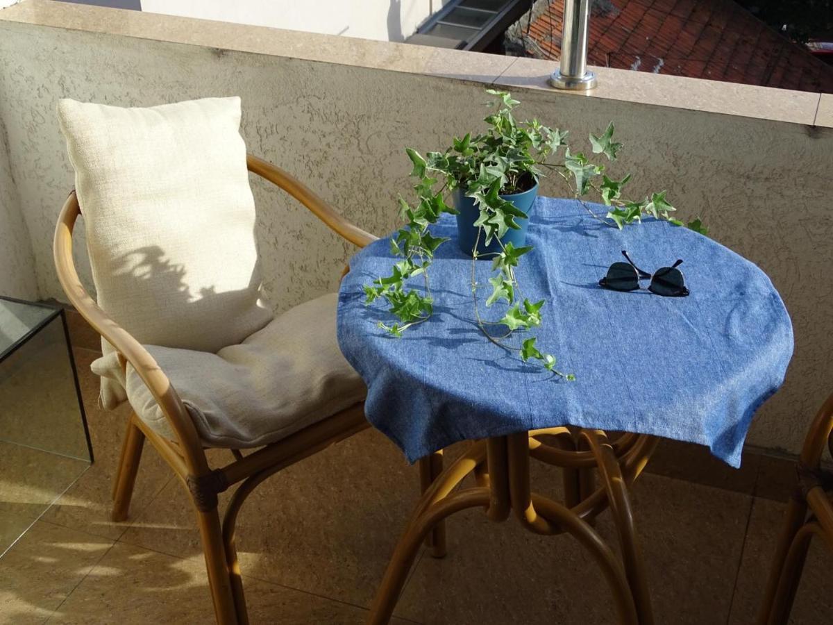 Blue Apartment เบลเกรด ภายนอก รูปภาพ
